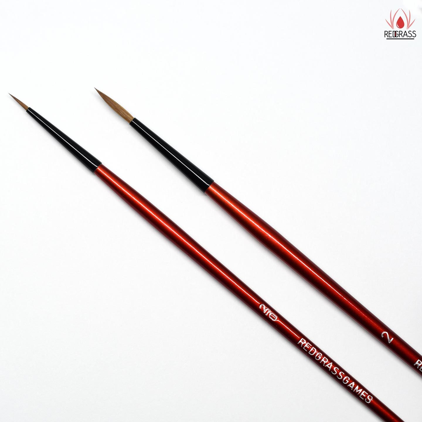 best-miniature-brush-miniature-painting-RGG-2-2/0-redgrassgames