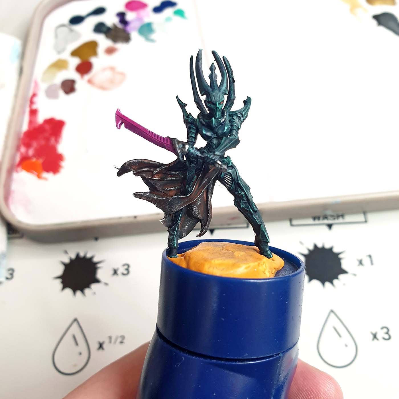 painting miniatures space elves Raging Heroes Void Elf Raider finishing touches