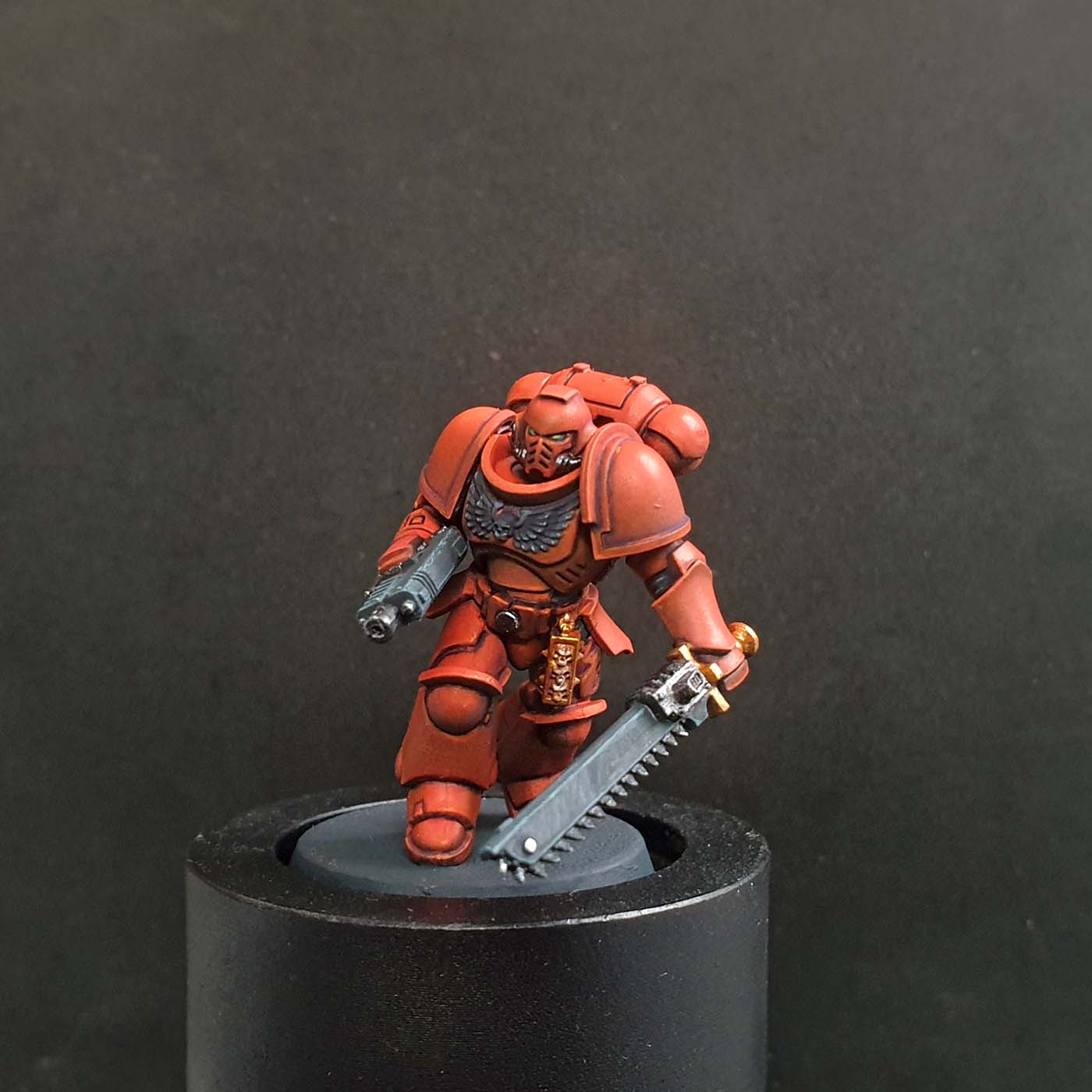 how to paint a Blood Angels guide to completed model