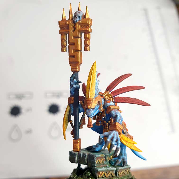 warhammer games workshop lizardman seraphon skink starpriest redgrassgames painting tutorial using washes and highlights feathers tutorial how to